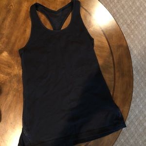 Lululemon cool racer back size 6 with mesh detail